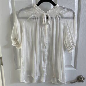 ❤️Collective Concepts Cream Puff Sleeve Blouse with Smocked Bib Collar